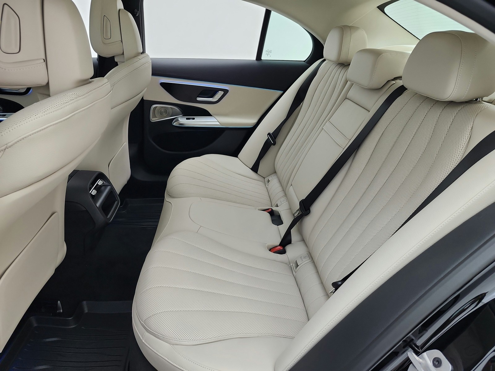 New 2026 Black Mercedes-Benz E 450 4MATIC® Sedan image 10