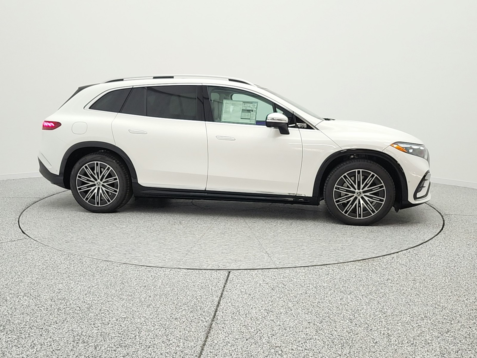 New 2026 Polar White Mercedes-Benz EQS 400 4MATIC® SUV image 4