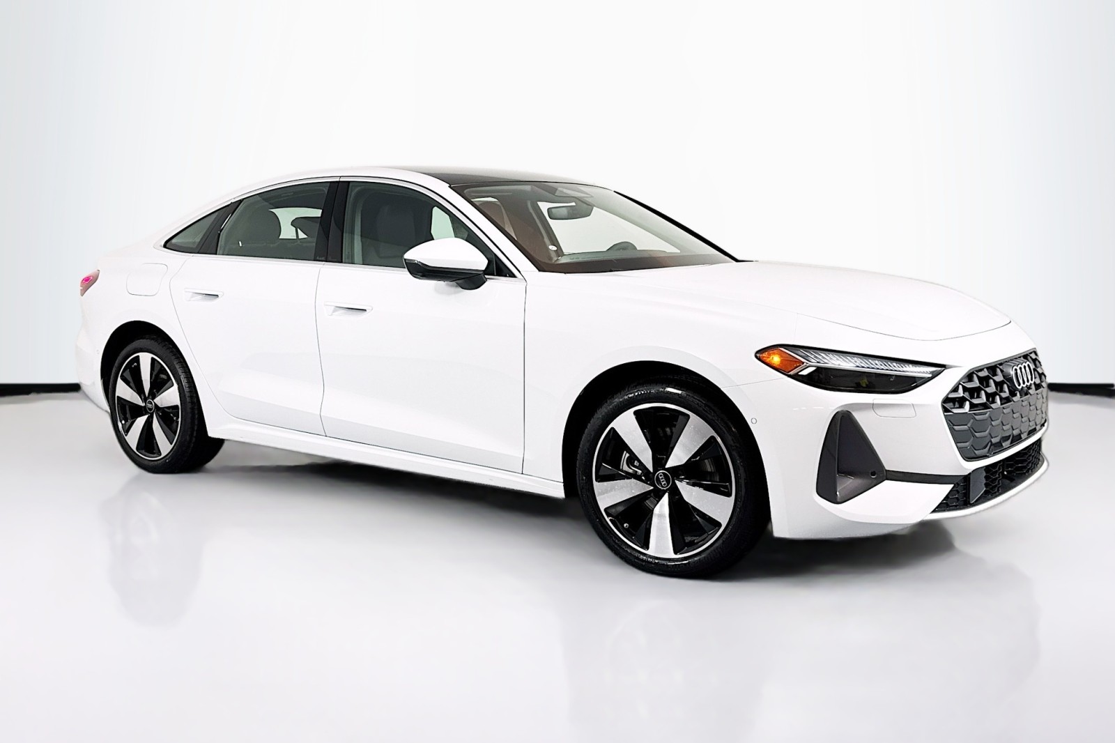 New 2025 Glacier White Metallic Audi Premium Plus 2.0 TFSI quattro image 3