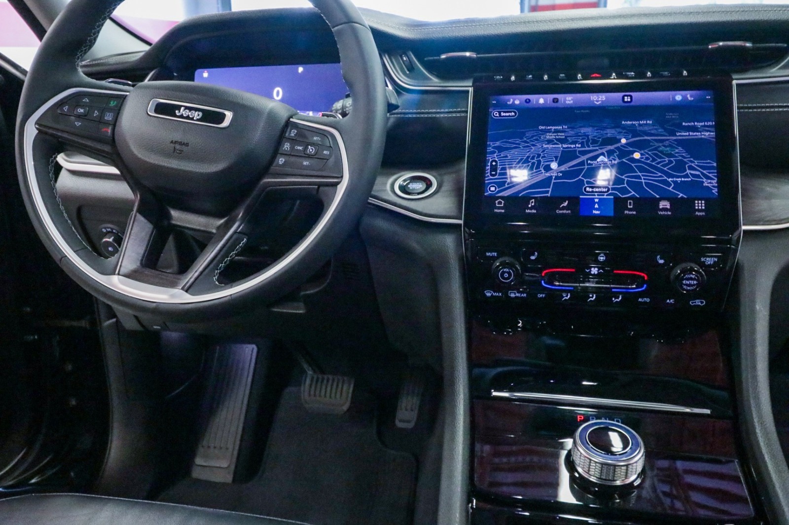 Used Car 2023 Jeep Grand Cherokee  Limited For Sale Under $35,000 In Austin, Texas