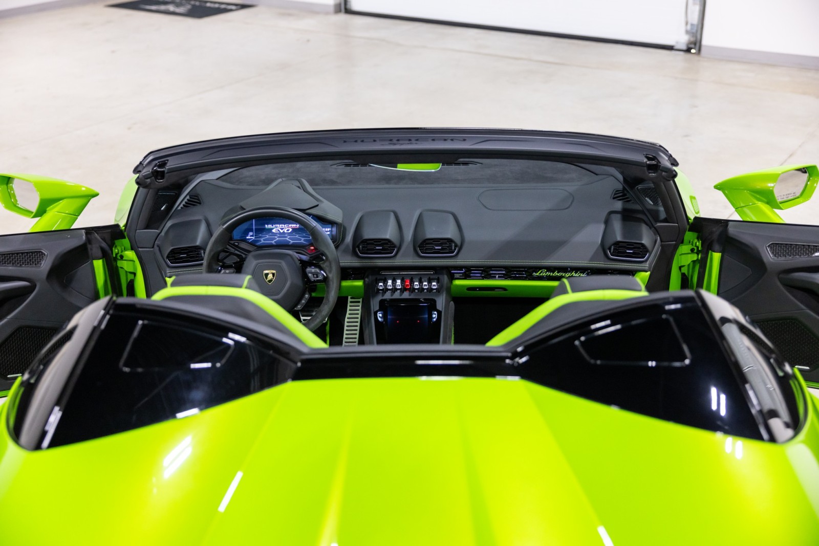 2023 Lamborghini Huracan EVO - Photo 35