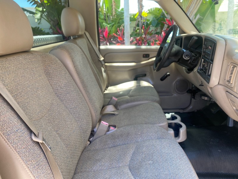 2005 GMC Sierra 1500 LOW MILES 83837 AC NO ACCIDENTS in ,