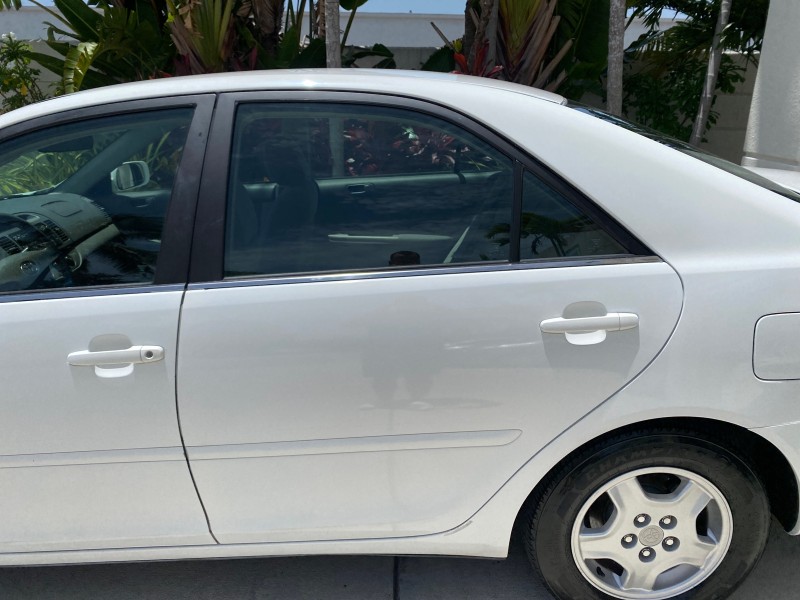 2003 Toyota Camry LE LOW MILES 61,005 in , 