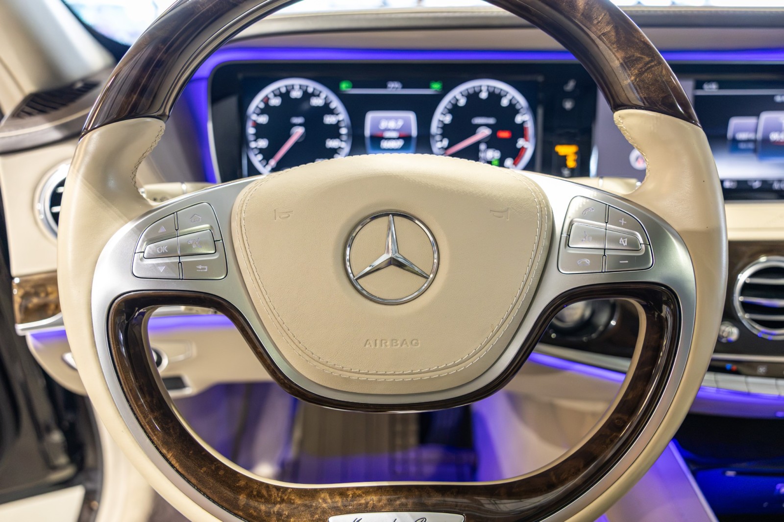 Used Car 2016 Mercedes-benz S-class  Maybach S 600 - One Owner - Ruby Black Paint - Executive Rear Seat Package Plus For Sale Under $70,000 In Boerne, Texas