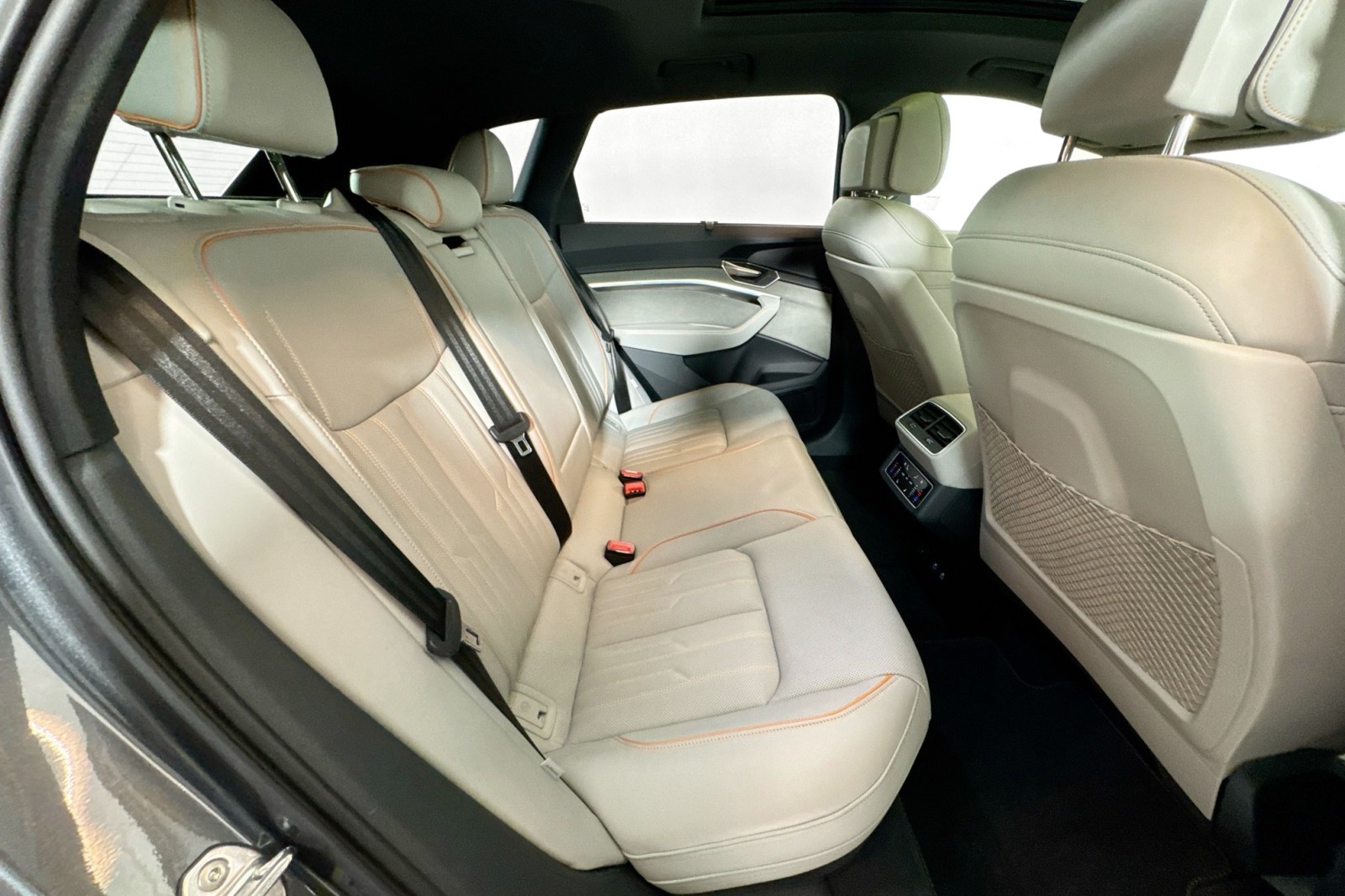 Used 2024 Daytona Gray Pearl Effect Audi Prestige image 26