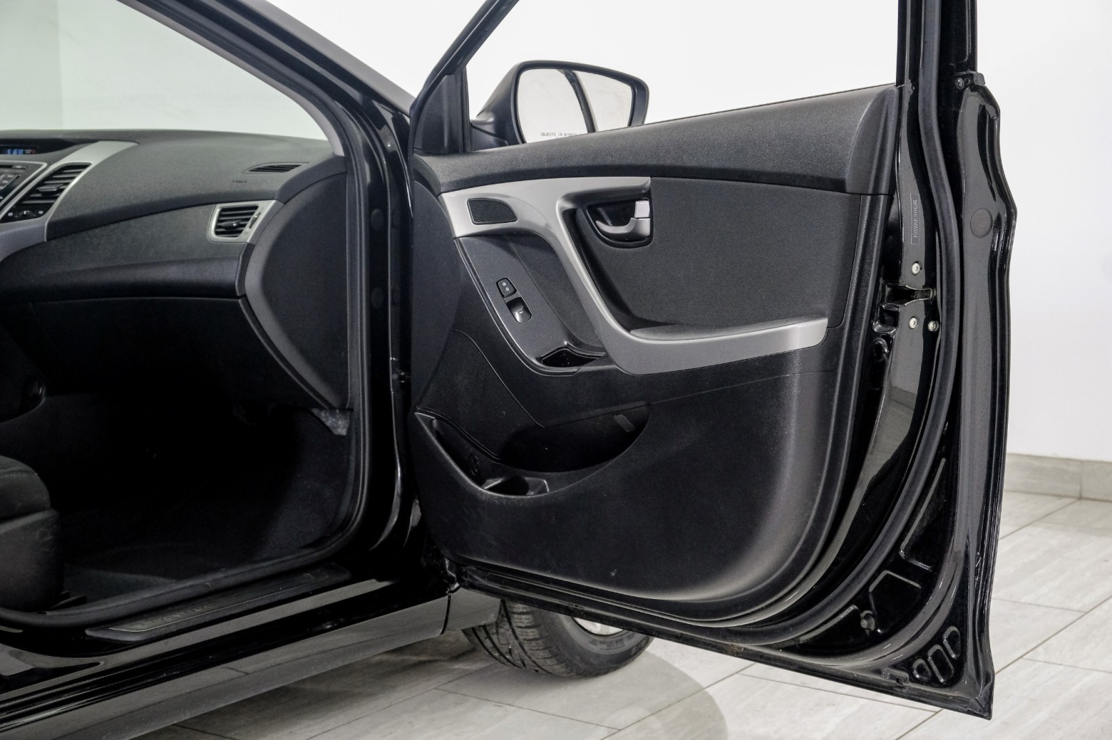 2015 Hyundai Elantra SE AUTOMATIC SUNROOF REAR CAMERA BLUETOOTH CRUISE  39