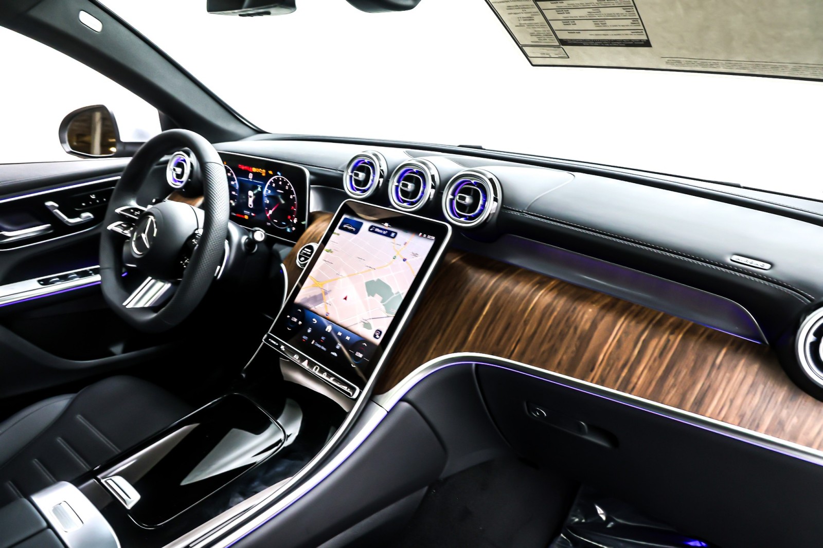 New 2026 Cirrus Silver Metallic Mercedes-Benz GLC 300 image 5