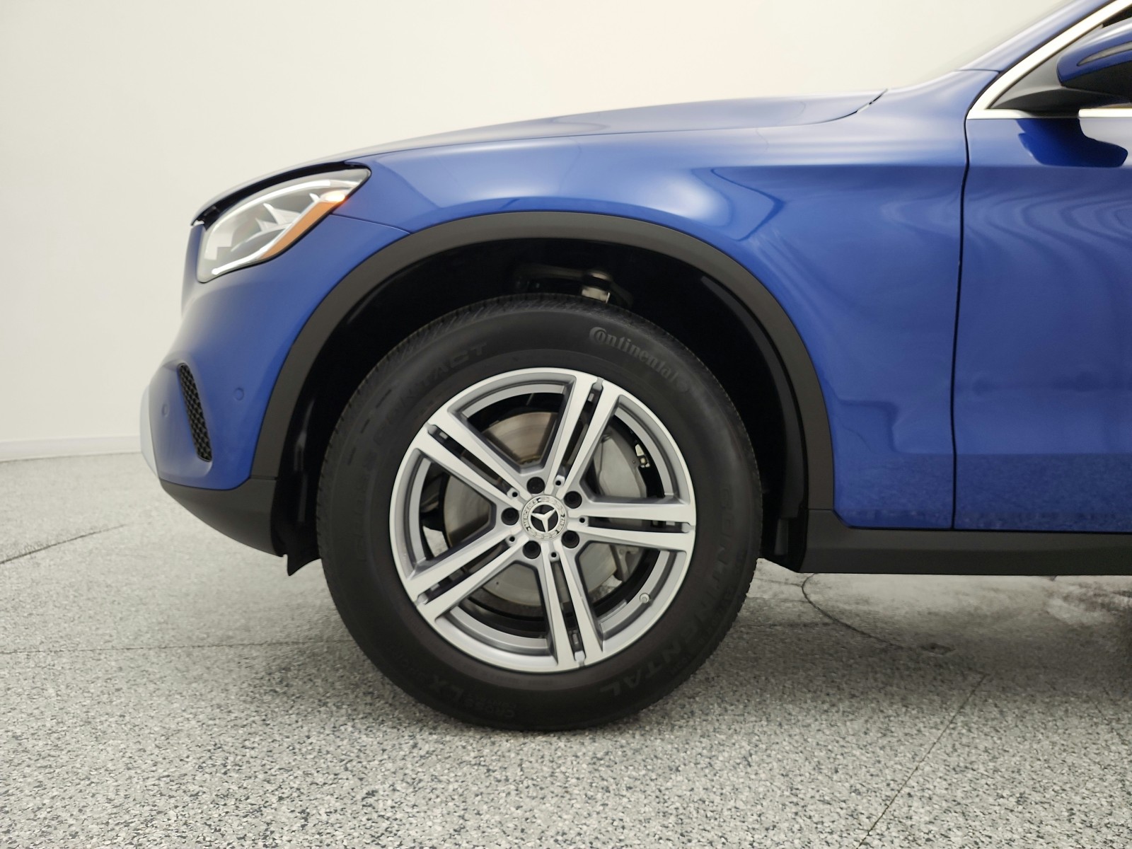 Used 2022 Starling Blue Metallic Mercedes-Benz GLC 300 SUV image 18