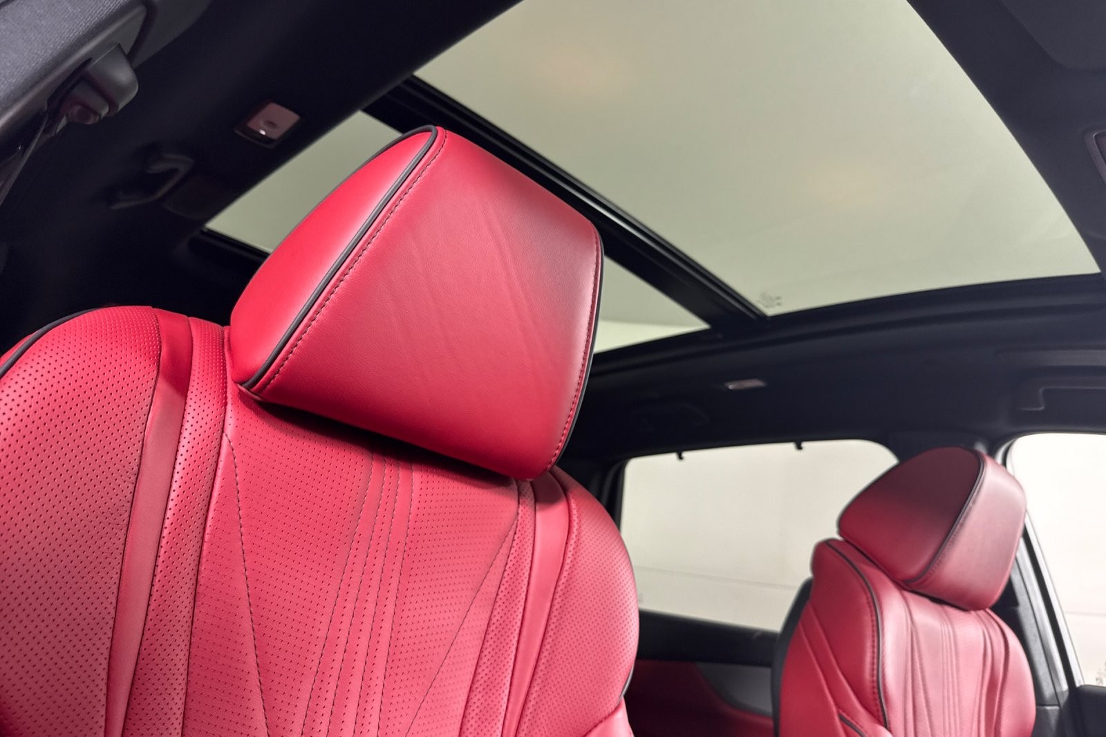 Used 2026 WHITE Acura SH-AWD w/A-Spec Advance Package image 17