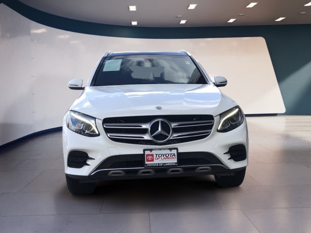 2019 Mercedes-Benz GLC GLC 300 8