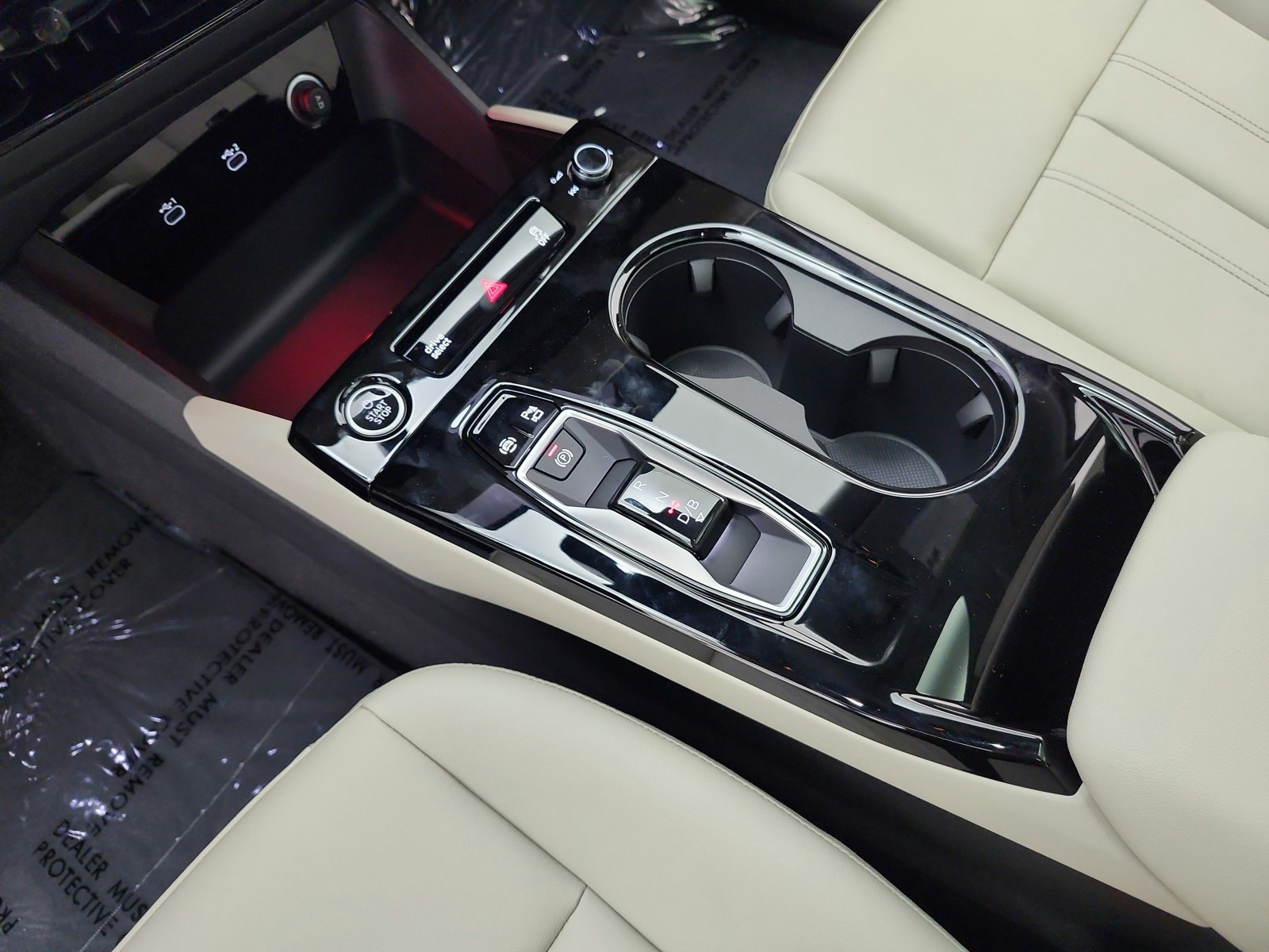 New 2027 Glacier White Metallic Audi Premium Plus quattro image 9