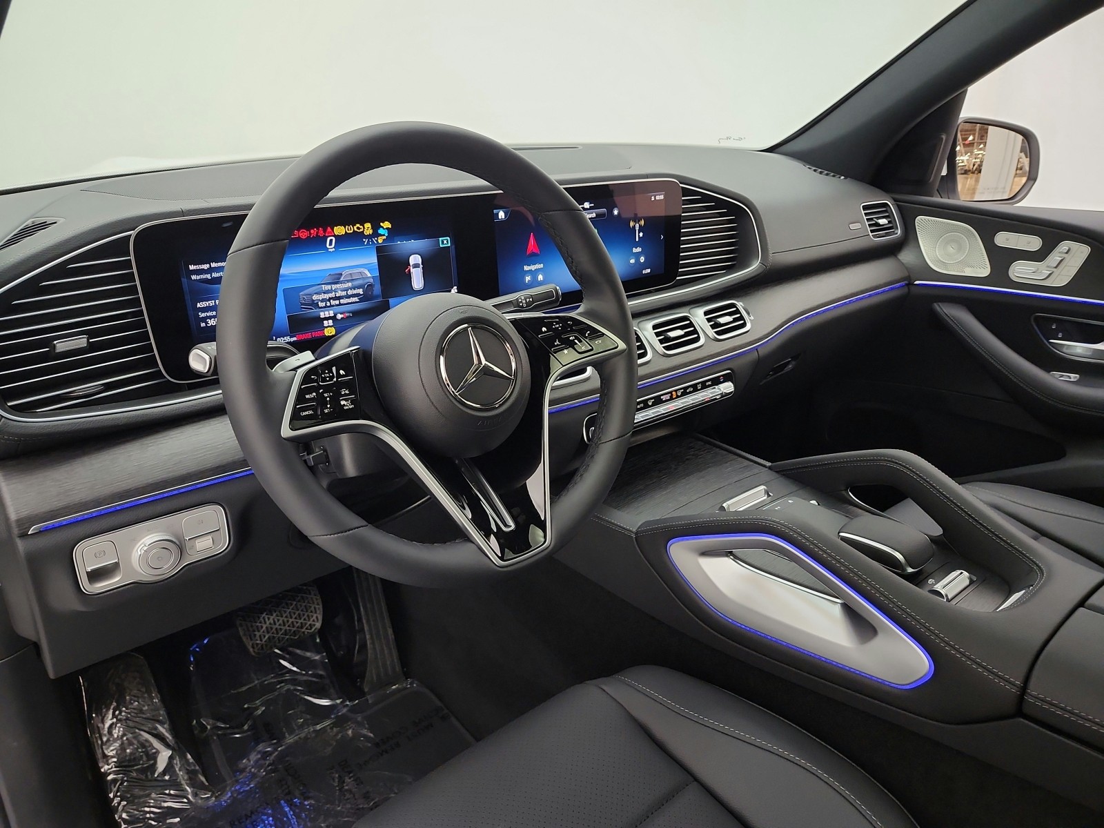 New 2026 Polar White Mercedes-Benz GLS 450 image 10