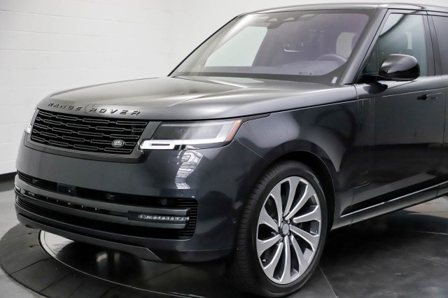 2023 Land Rover Range Rover Autobiography 9