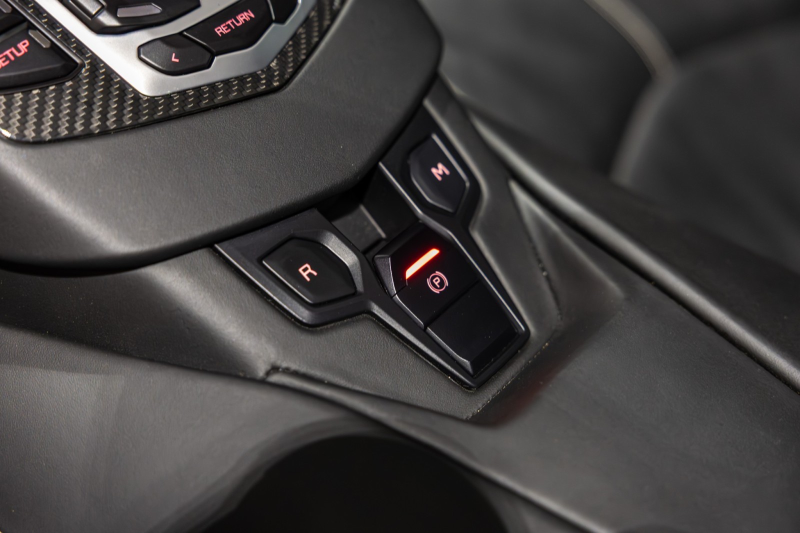 Used Car 2014 Lamborghini Aventador  Roadster - Grigio Antares Metallic - Transparent Engine Bonnet - Sensonum Sound System For Sale Under $440,000 In Boerne, Texas