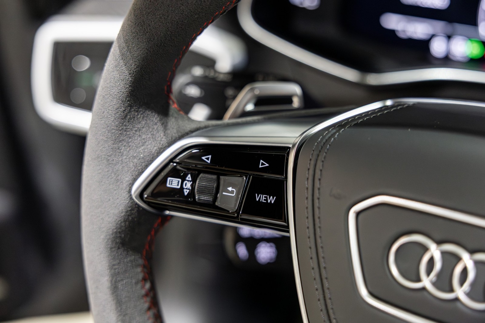 Used Car 2025 Audi Rs 6 Avant  Performance - Black Optic Package - Executive Package - Rs Sport Exhaust For Sale Under $140,000 In Boerne, Texas