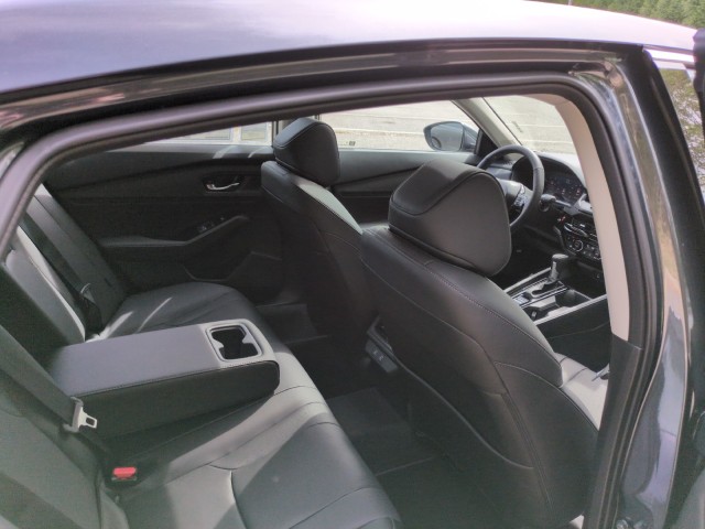 HondaAccord Hybrid40