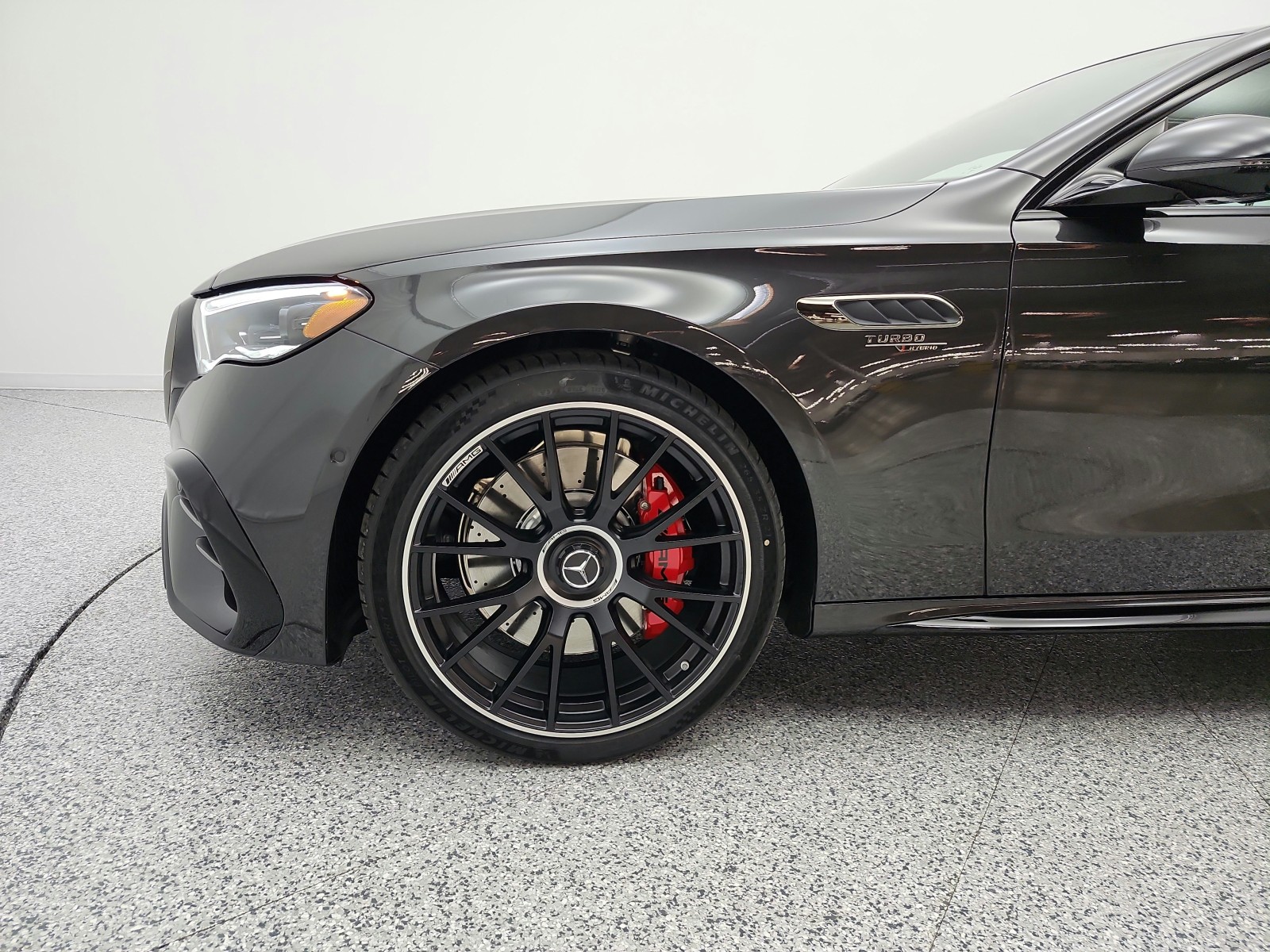 New 2027 Graphite Grey Metallic Mercedes-Benz AMG® E 53 Hybrid Sedan image 15