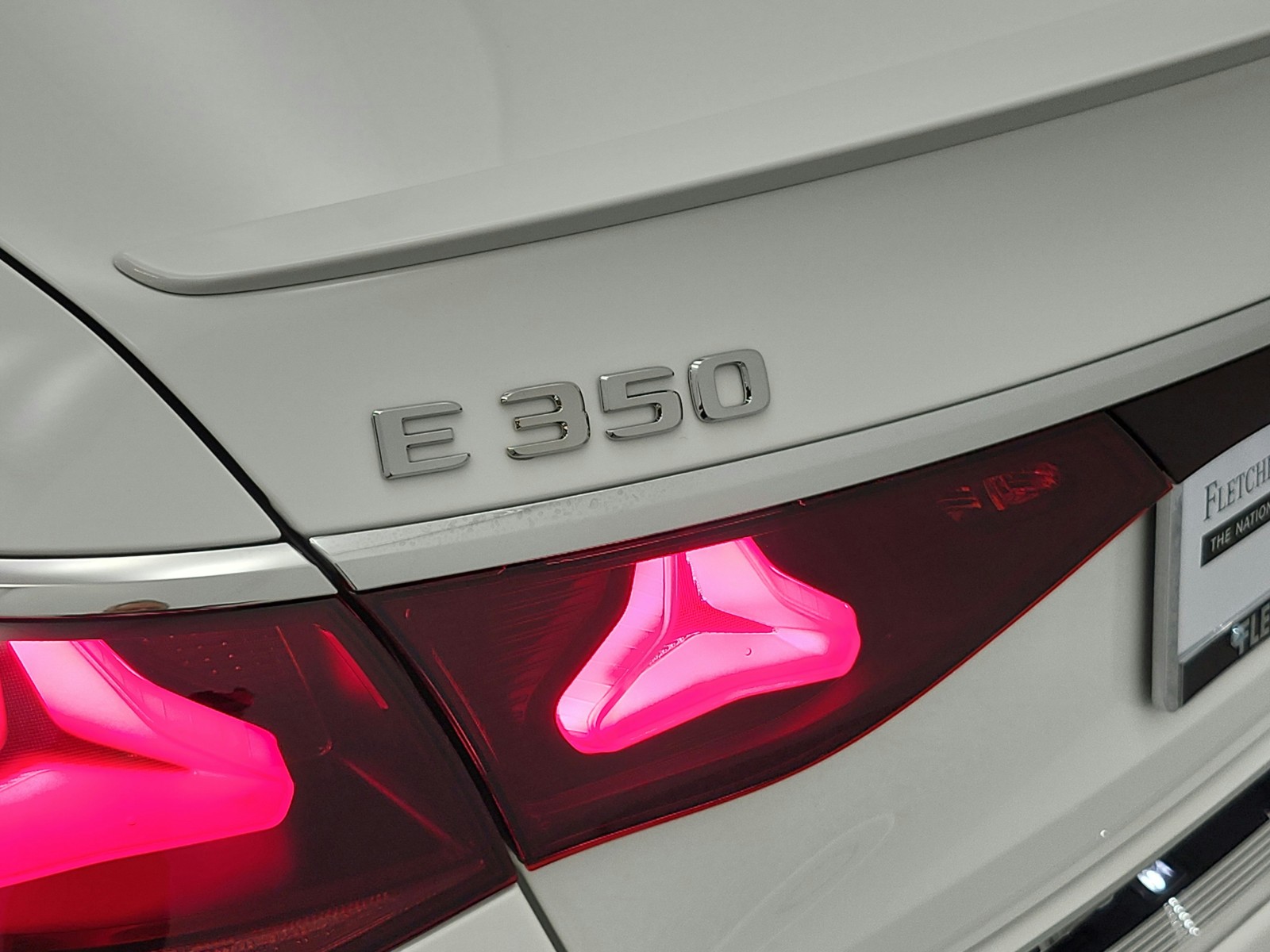 New 2026 Polar White Mercedes-Benz E 350 image 17