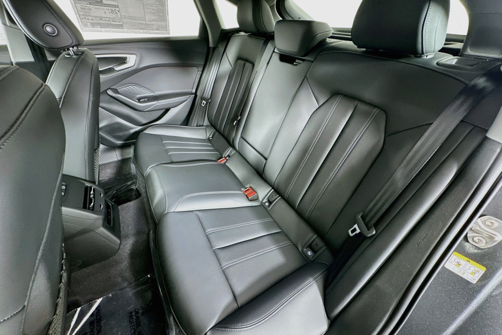 New 2026 Daytona Gray Pearl Effect Audi Premium image 9