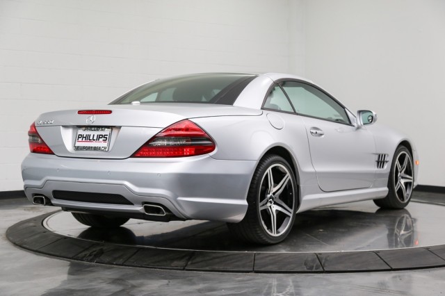 2009 Mercedes-Benz SL-Class V8 12