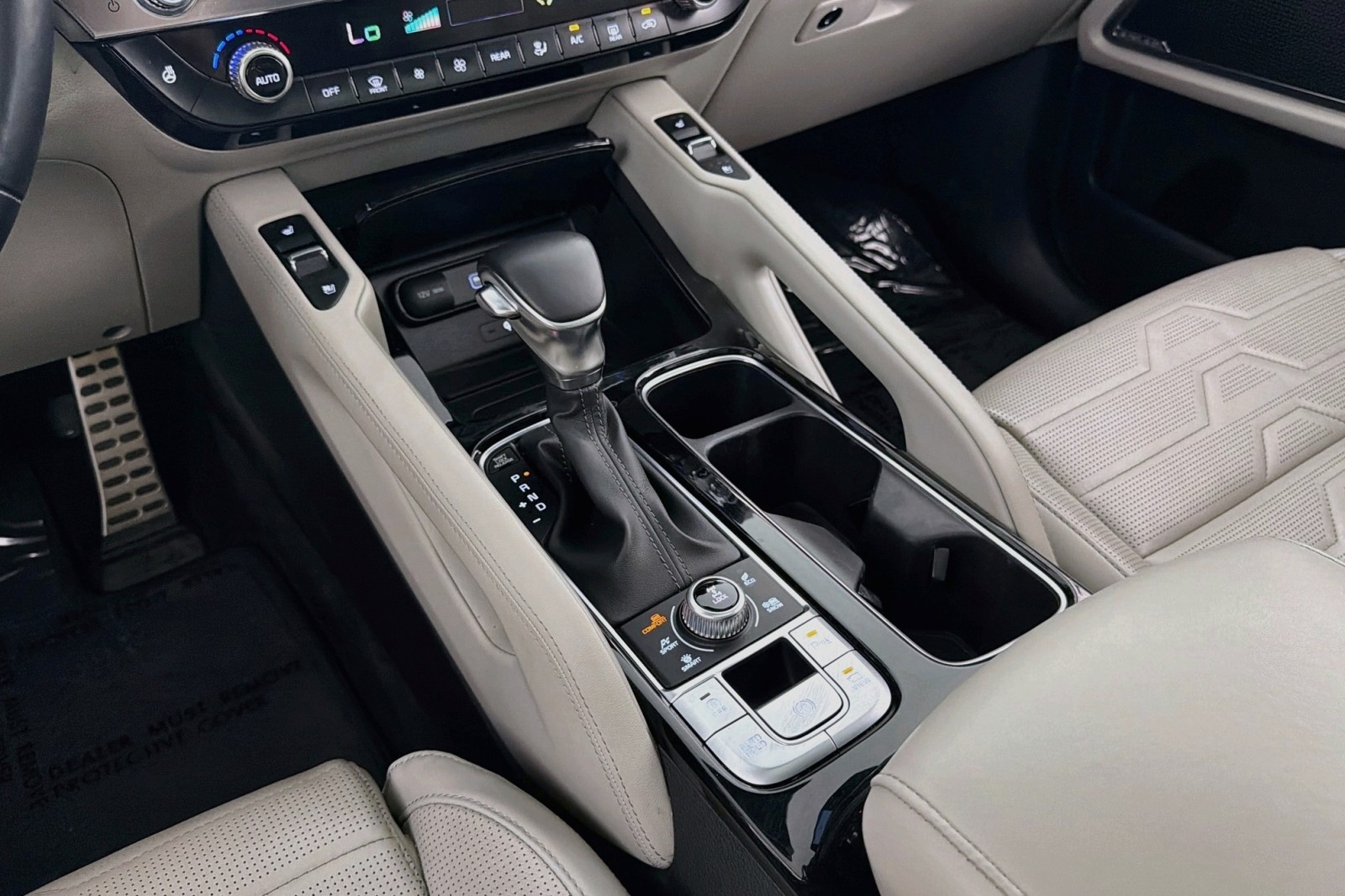 Used 2022 Glacial White Pearl Kia SX image 6