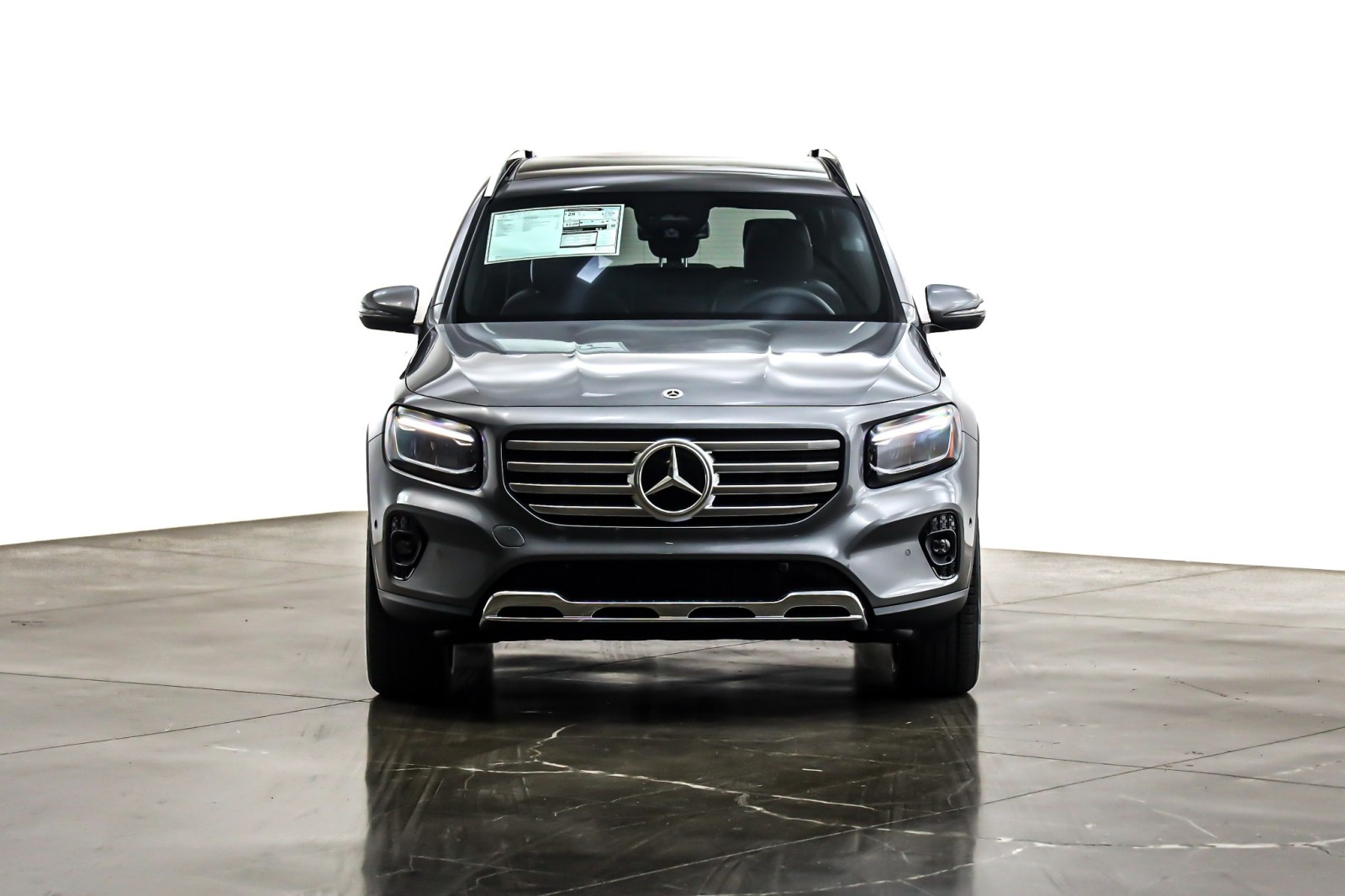 New 2026 Mountain Grey Metallic Mercedes-Benz GLB 250 SUV image 2