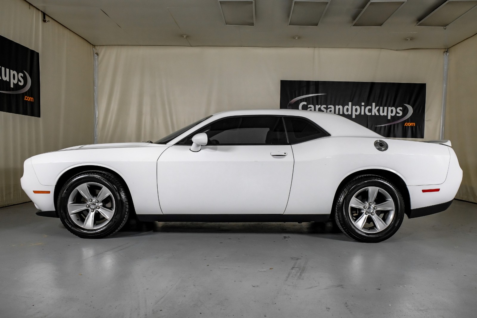 2019 Dodge Challenger SXT 11