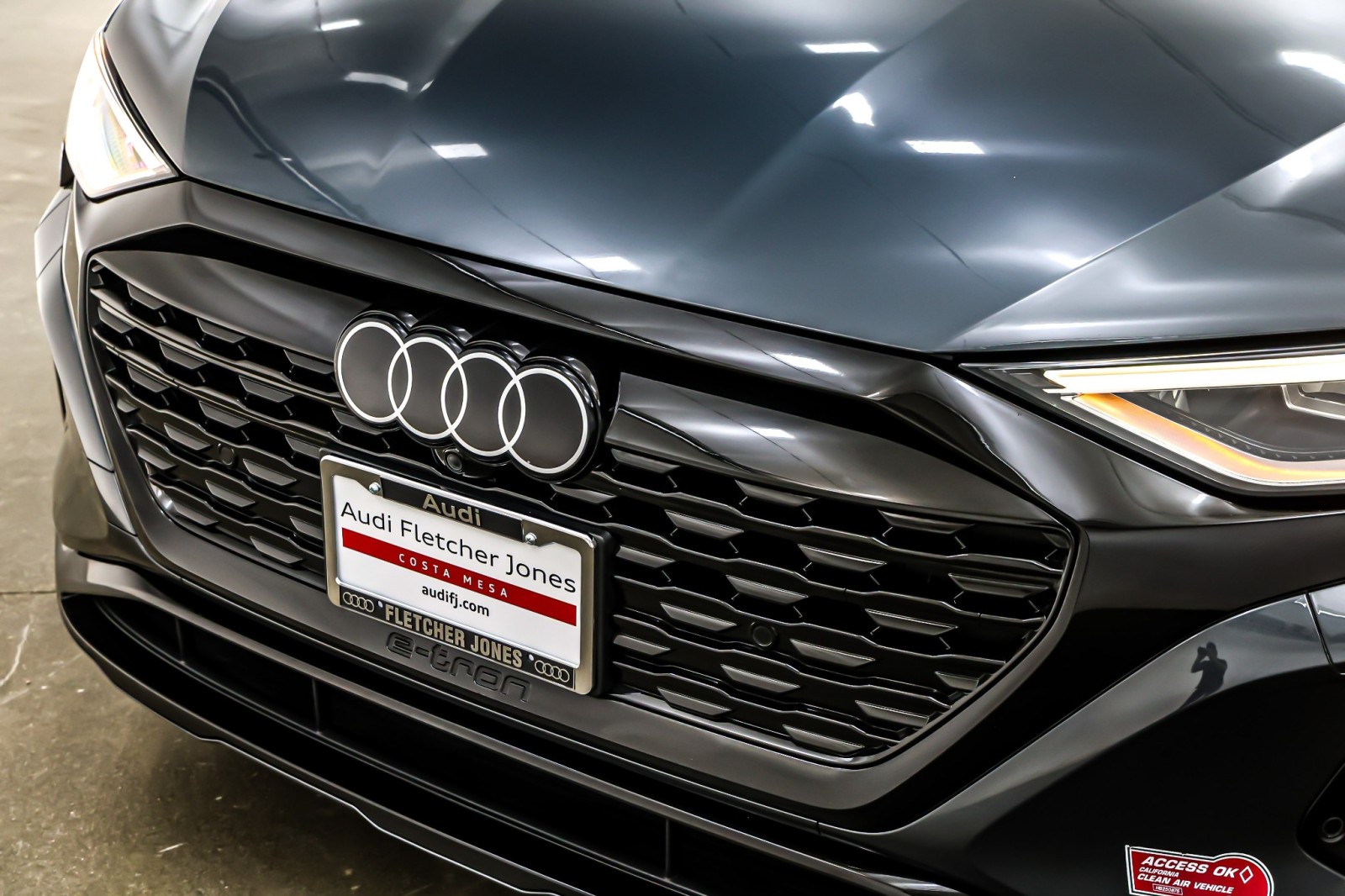 Used 2024 Manhattan Gray Metallic Audi Premium quattro image 14