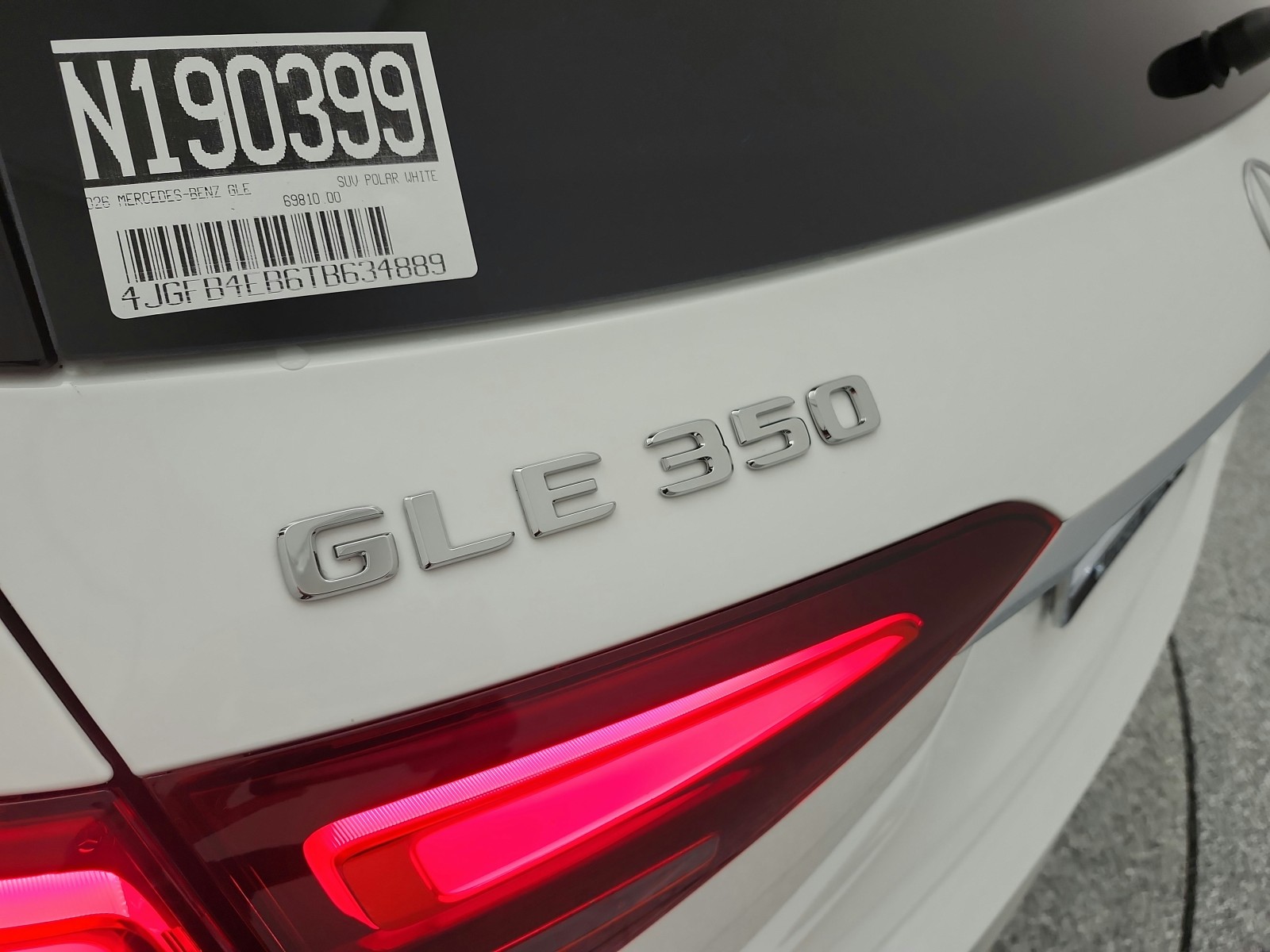 New 2026 Polar White Mercedes-Benz GLE 350 image 17