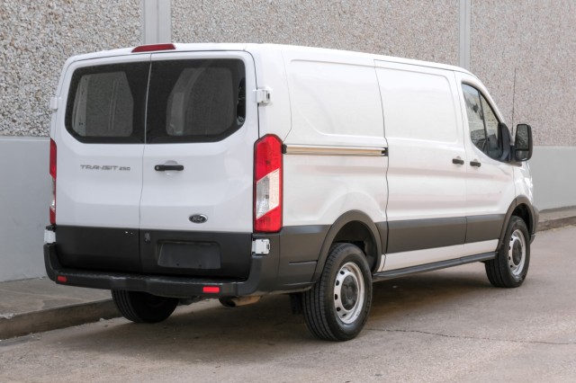 2019 Ford Transit Van  9