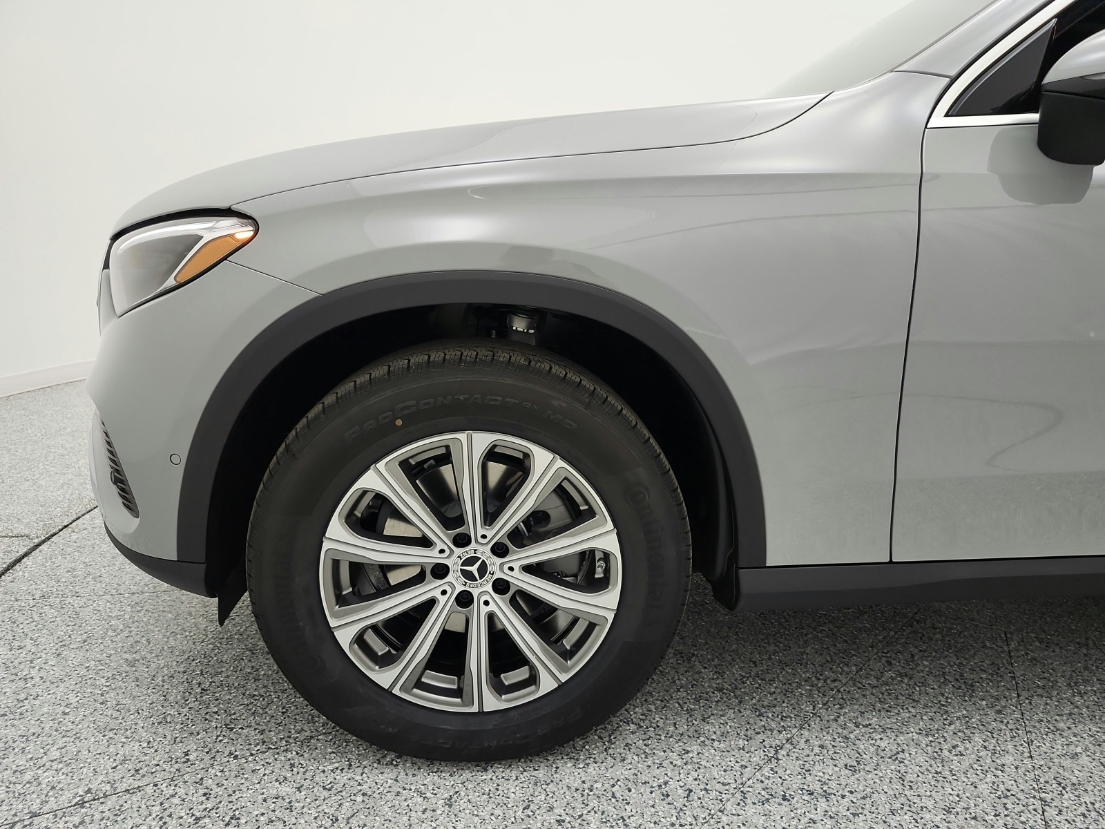 New 2027 MANUFAKTUR Alpine Grey Mercedes-Benz GLC 300 SUV image 13