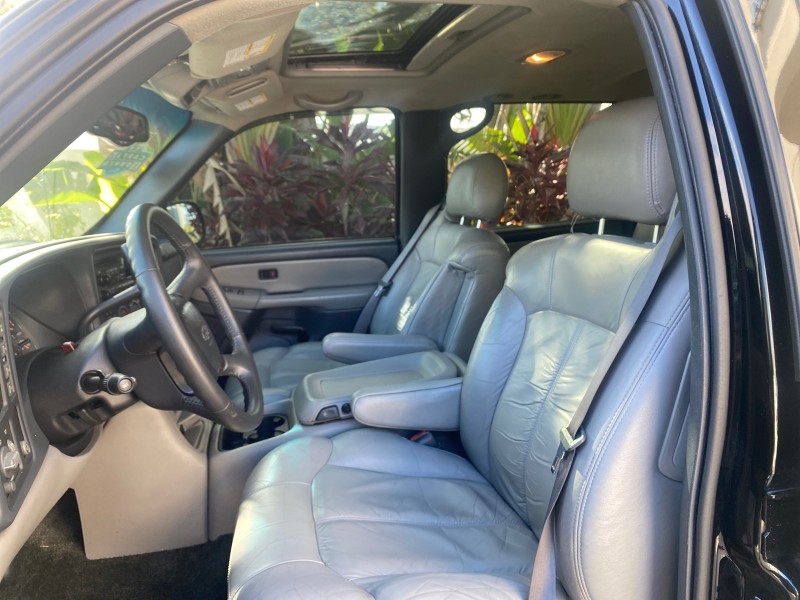 2001 Chevrolet Suburban LT Z71 1 FL 4WD 44 SERVICES NO ACCIDENTS in ,