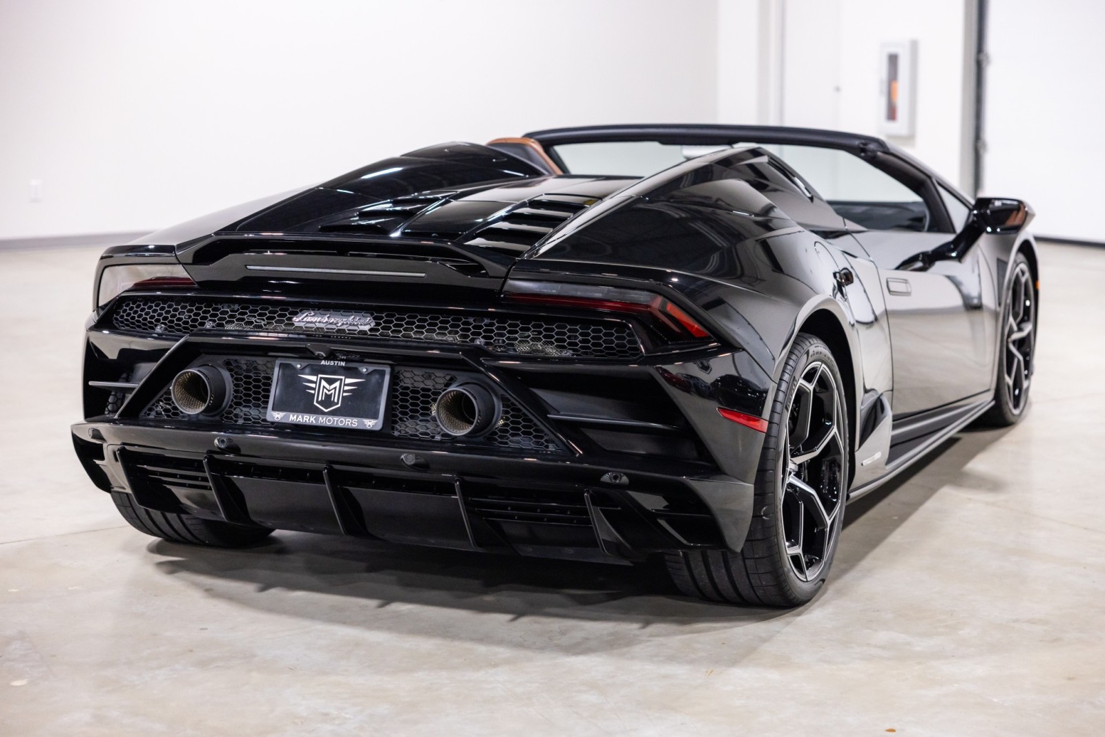2023 Lamborghini Huracan EVO - Photo 9
