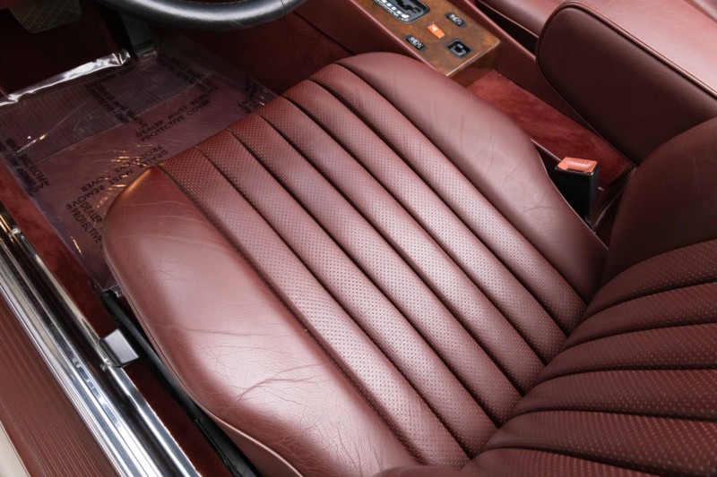 1989 Mercedes-Benz 560-Series 560 SL in ,