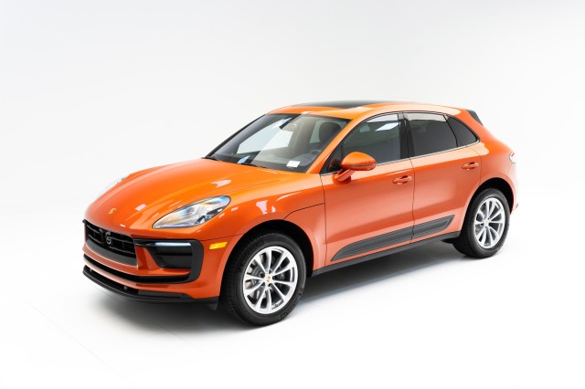 2024  Macan  in , 