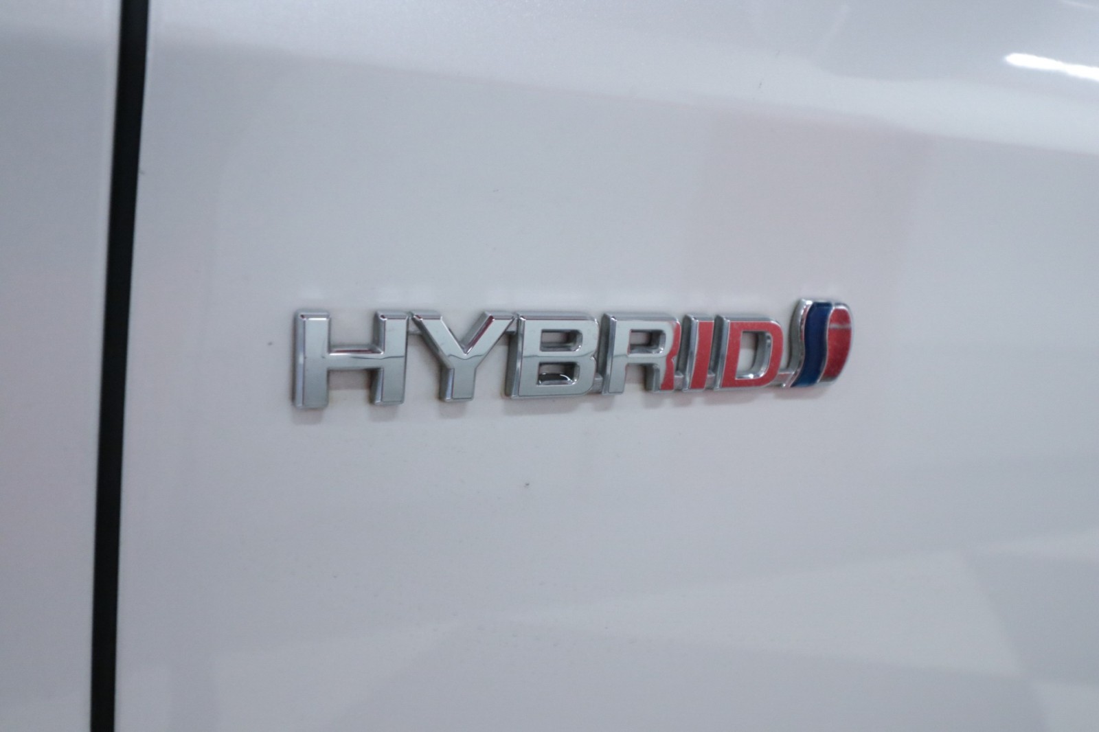 Used Car 2021 Toyota Avalon  Hybrid Xle For Sale Under $30,000 In Austin, Texas