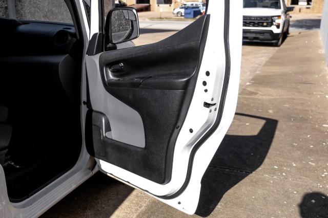 2018 Nissan NV200 Compact Cargo SV 42