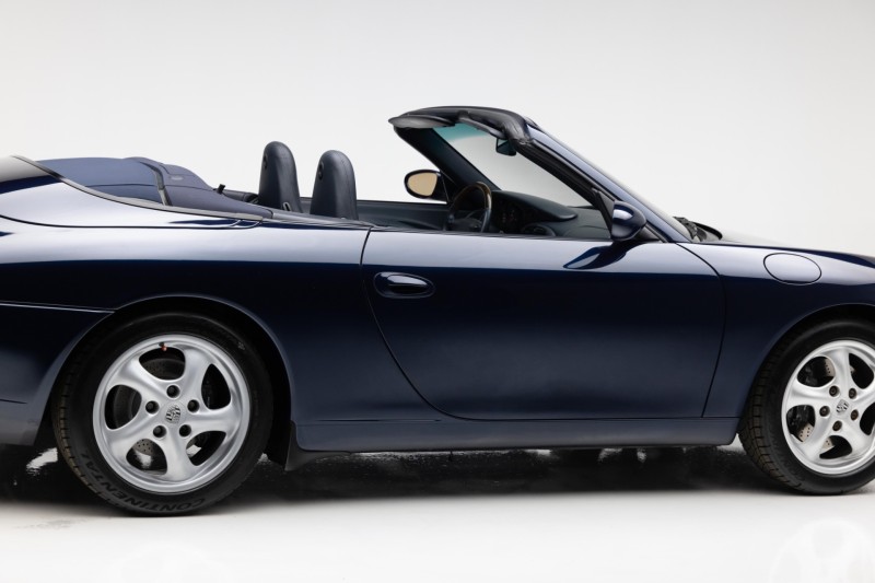 2000 Porsche 911 Carrera Carrera in , 