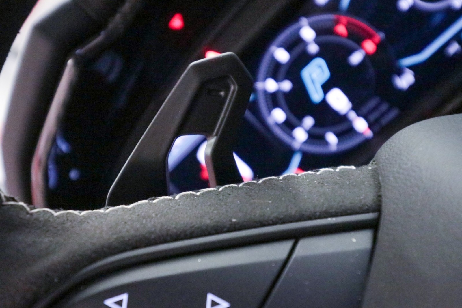 Used Car 2025 Lamborghini Urus  Se For Sale Under $360,000 In Austin, Texas