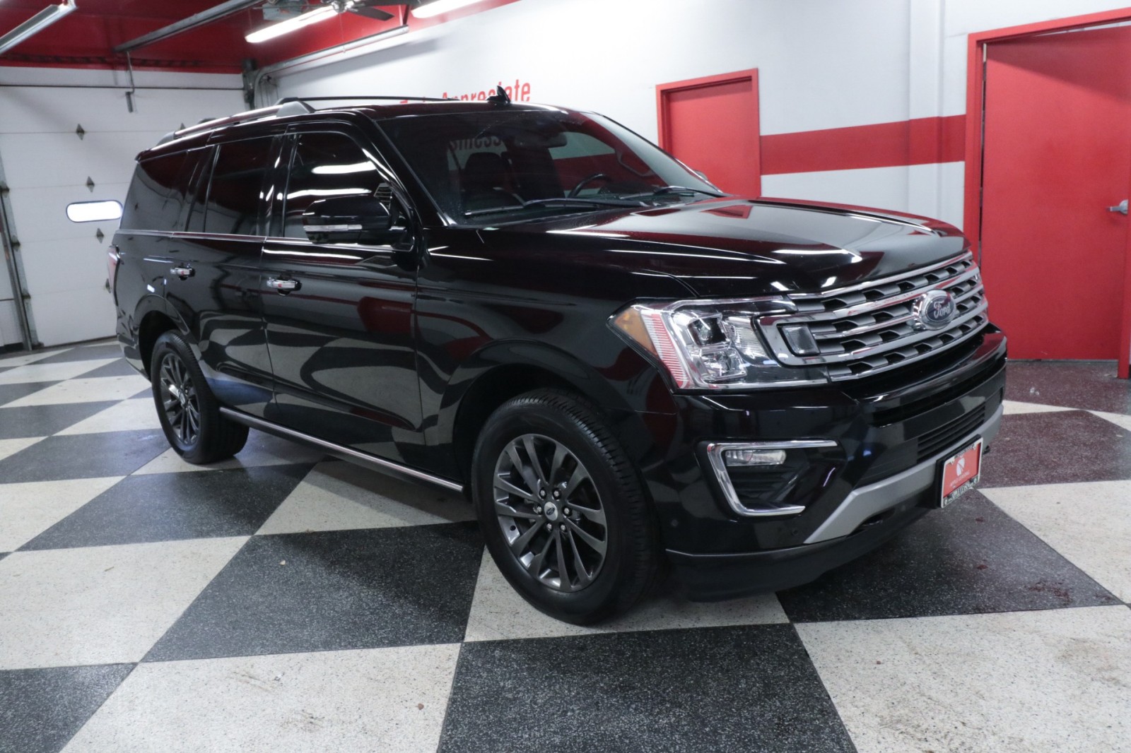 Used Car 2021 Ford Expedition  Limited For Sale Under $35,000 In Austin, Texas