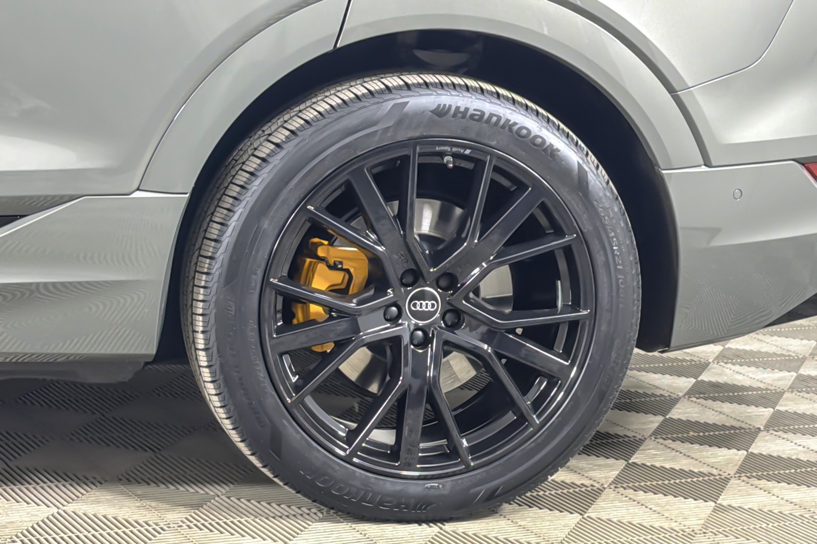 Certified Used 2023 Chronos Gray Audi Chronos quattro image 26