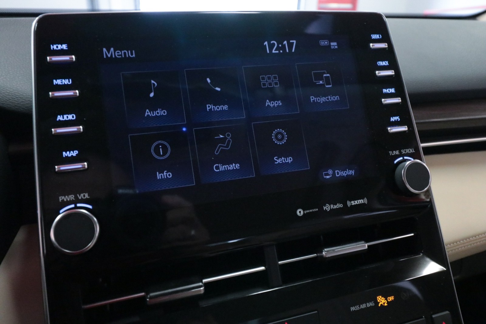 Used Car 2021 Toyota Avalon  Hybrid Xle For Sale Under $30,000 In Austin, Texas