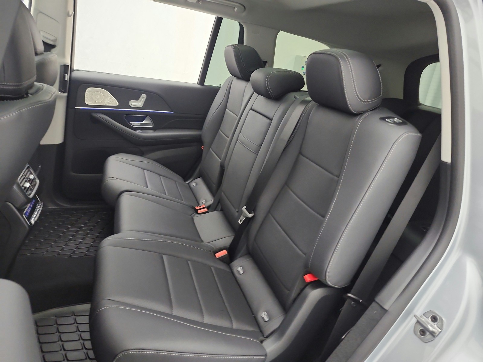 New 2026 Cirrus Silver Metallic Mercedes-Benz GLS 450 image 11