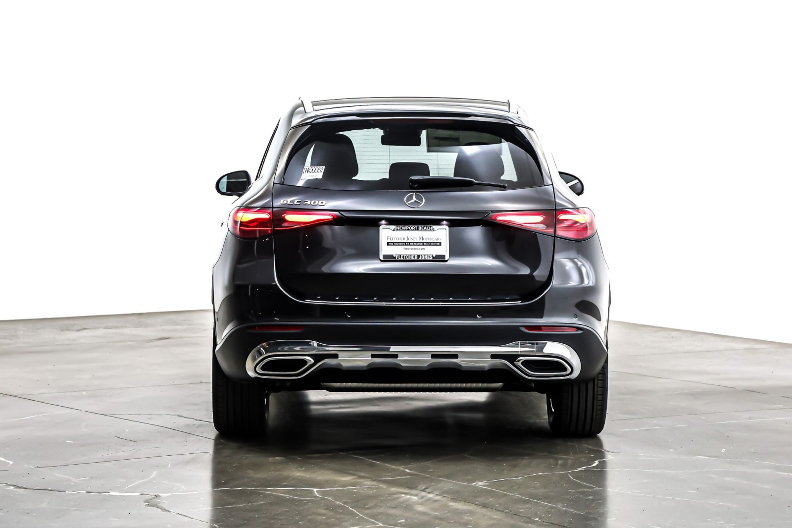 New 2026 Graphite Grey Metallic Mercedes-Benz GLC 300 image 3