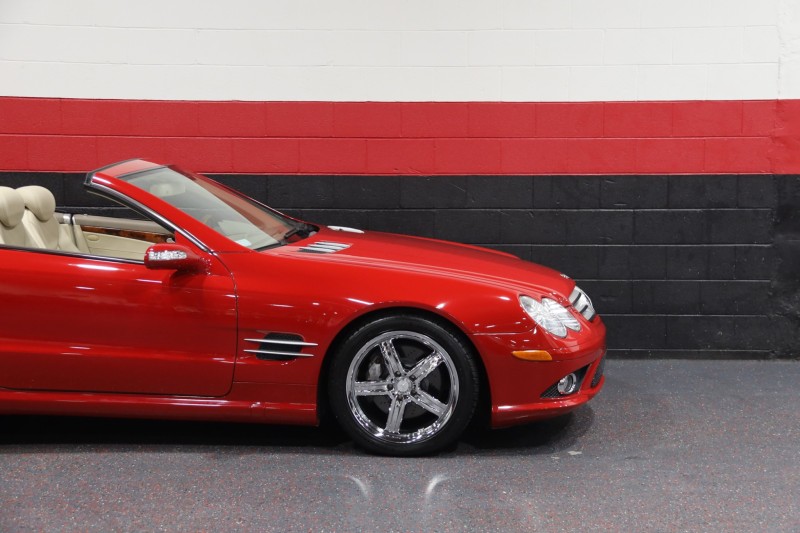 2008 Mercedes-Benz SL550 AMG Sport 2dr Convertible in , 