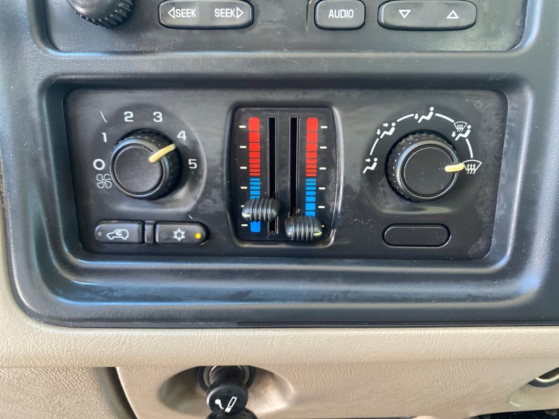 2005 GMC Sierra 1500 LOW MILES 83837 AC NO ACCIDENTS in ,