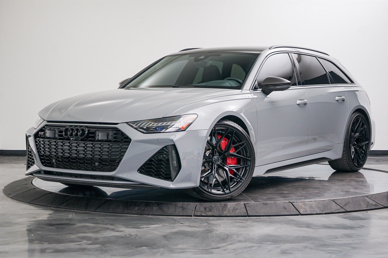 2022 Audi RS 6 Avant 4.0T quattro AWD