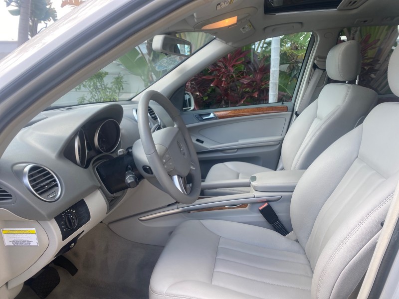 2008 Mercedes-Benz M-Class 3.5L 1 OWNER LOW MILES 48,493 in , 