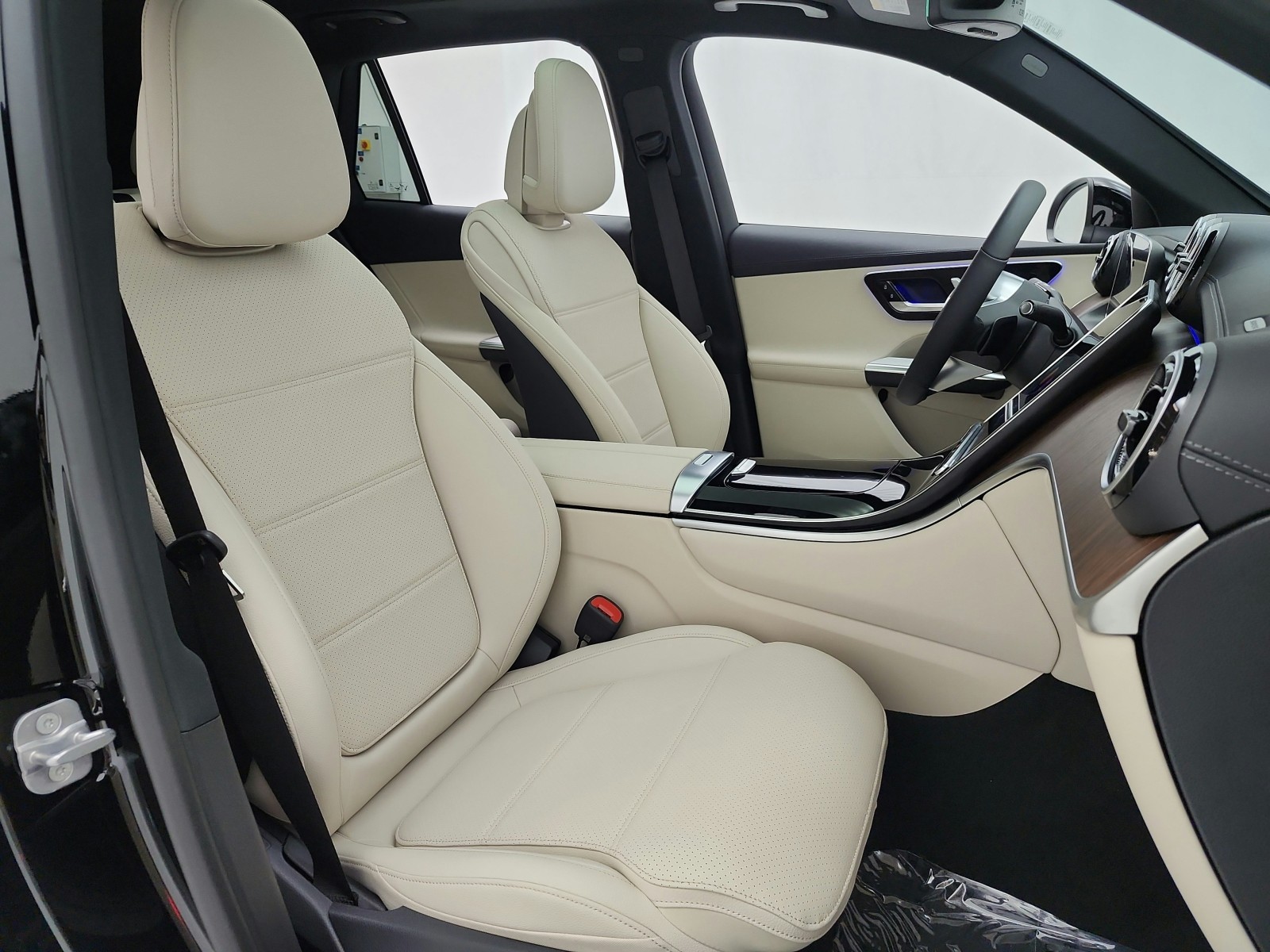 New 2027 Black Mercedes-Benz GLC 300 SUV image 14