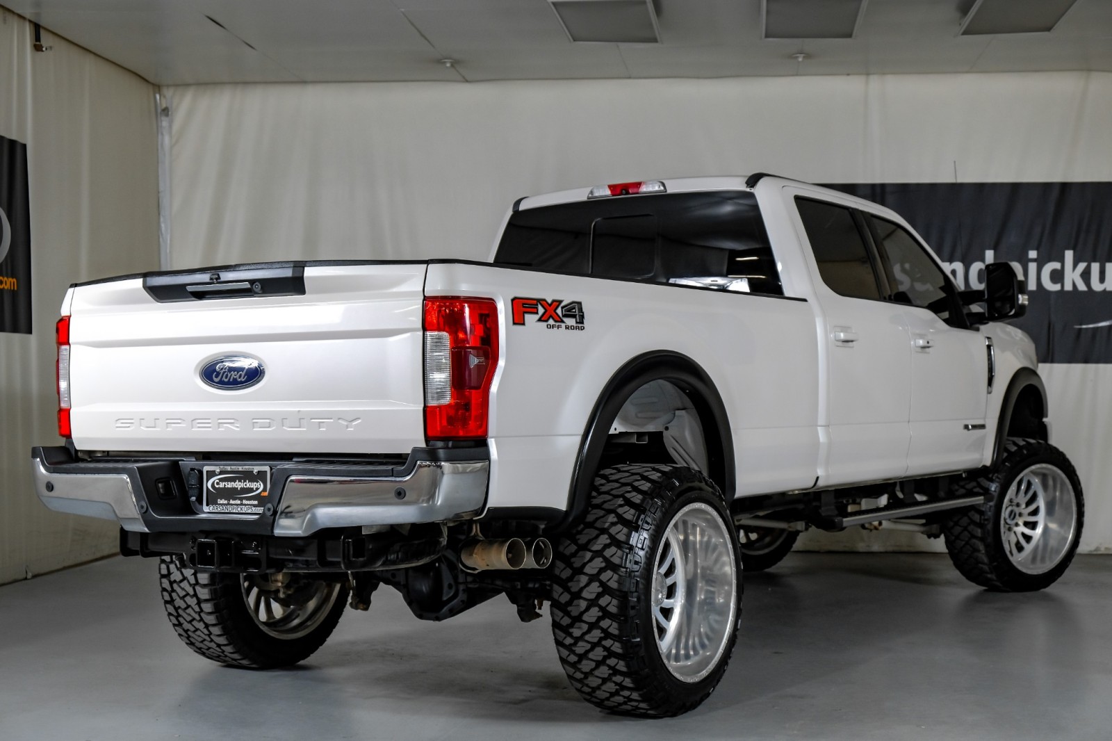 2017 Ford F-350 SRW Lariat 8